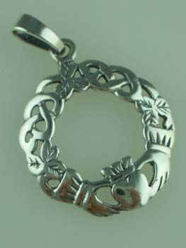 PENDANT SILVER CLADDAGH