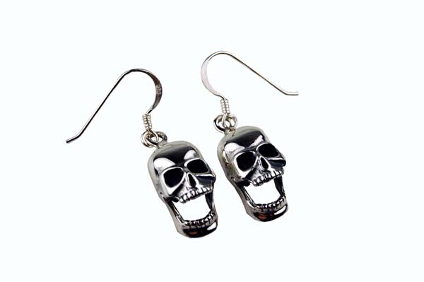 EARRING SILVER MOVEABLE SKULL