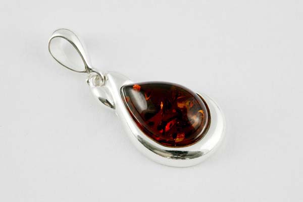 Amber Pendant Oval Stone Cognac