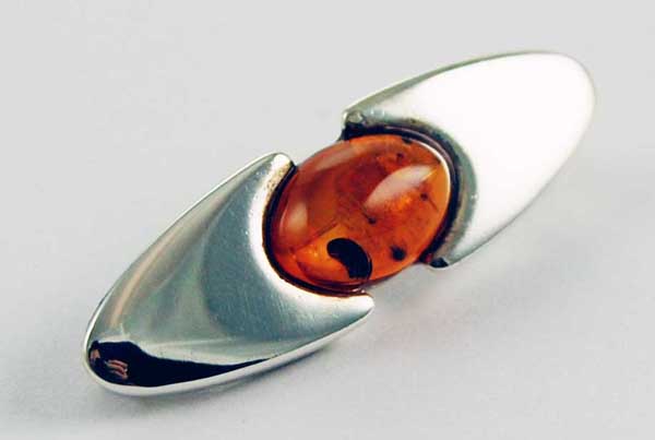 Brooch Amber Oval Shape Stone Plain