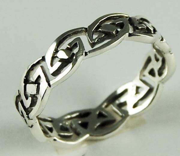 Ring Silver Celtic Weave Cut Design