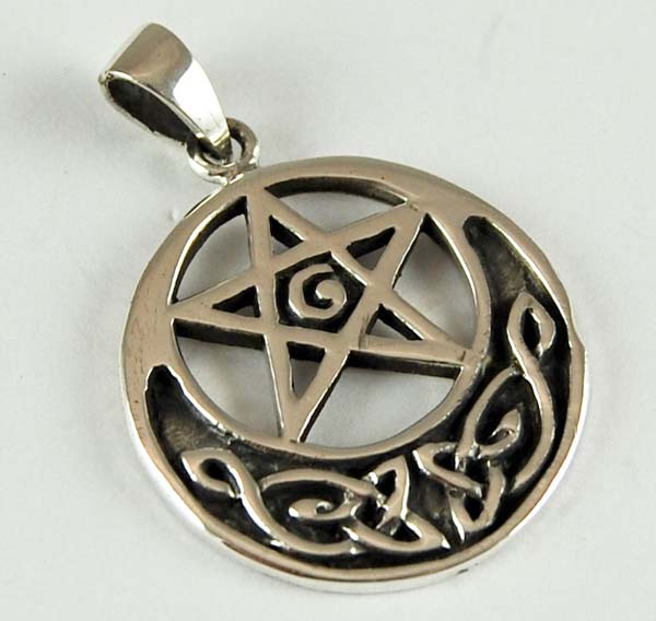 Pendant Silver Pentagram In In Wide Circle With Celtic Design