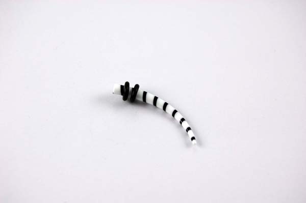 Body Piercing Stretcher Curved 4mm White2pcs In A Pack