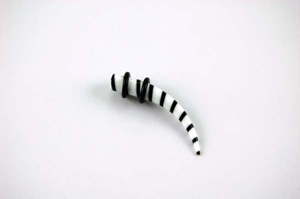 Body Piercing Stretcher Curved 6mm White