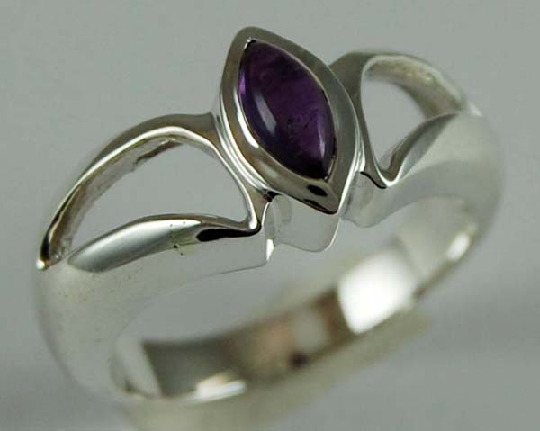 Ring Silver Amethyst