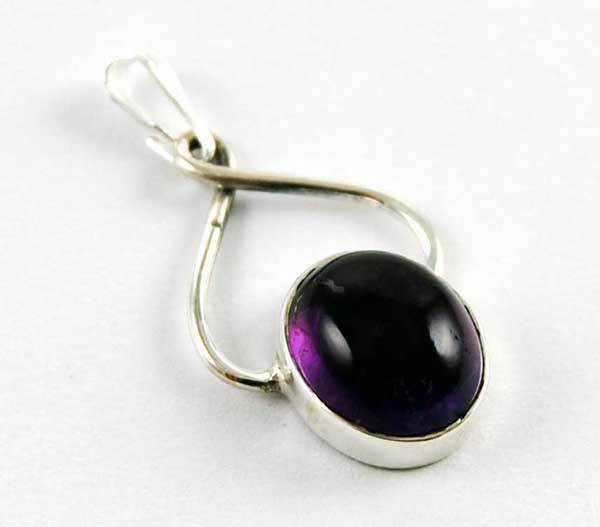 Pendant Silver Amethyst Oval Shape