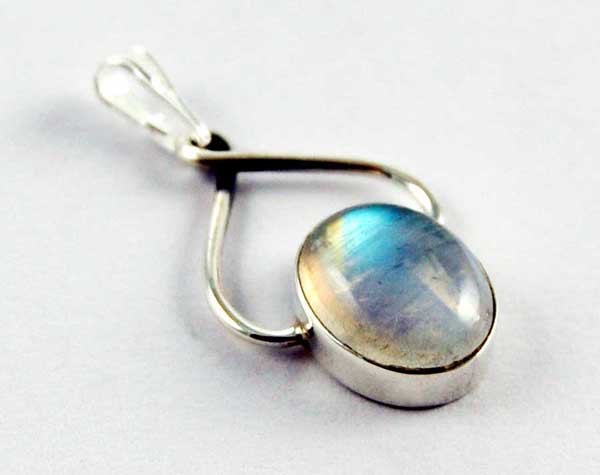Pendant Silver Moonstone Oval Shape