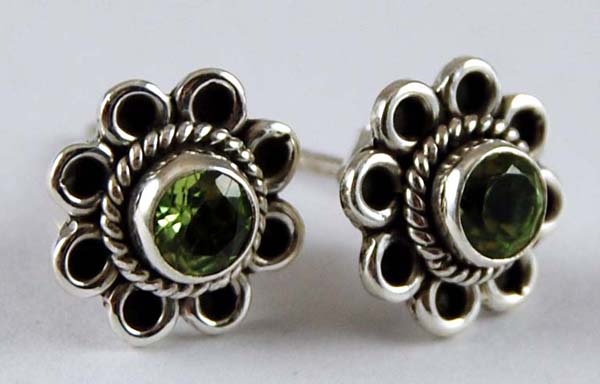 Earring Silver Stud Peridot