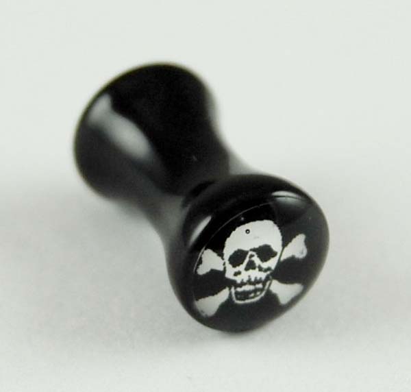 Body Piercing Plug 4mm Skull