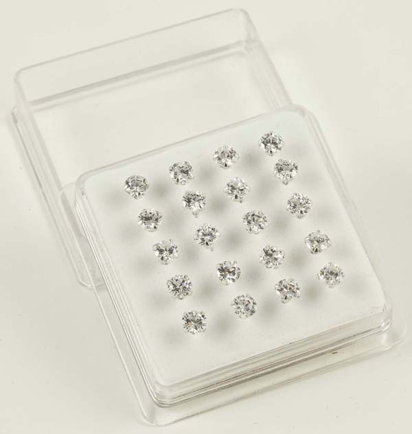 Earring Stud Silver Clear 20 Studs Per Box 5mm