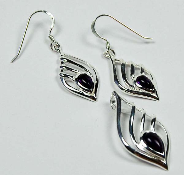 Pendant And Earring Set Silver Teardrop Shape Amethyst