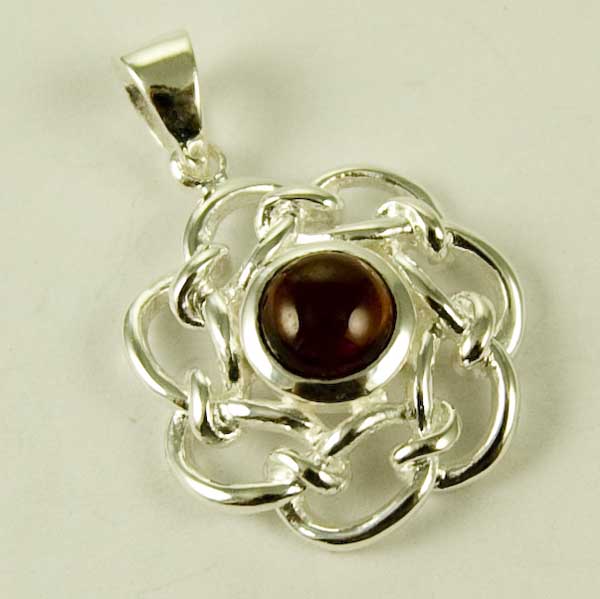 Pendant And Earring Set Silver Fancy Circle Cut Garnet