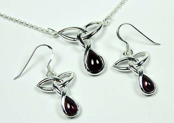 Necklace And Earring Set Silver Celtic  With Circle Stone Drop G