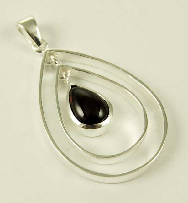 Pendant And Earring Set Silver Double Oval With Stone Garnet