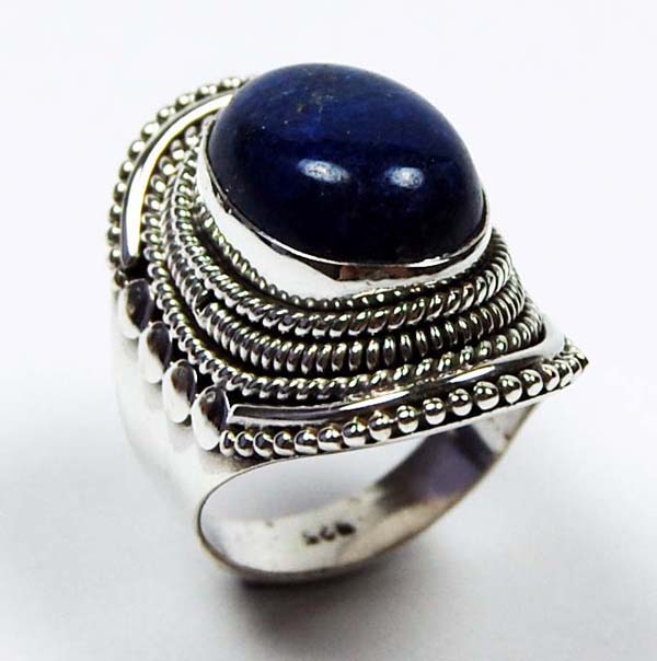 Ring Silver Oval Stone Inset With Fancy Rope Edges Lapis