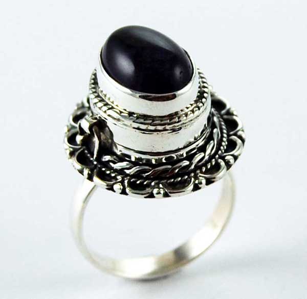 Ring Silver Poison Design With Stone Amethyst