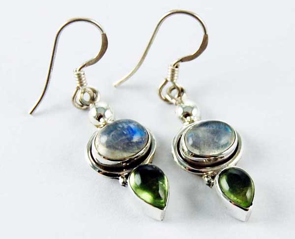 Earring Silver Oval Moonstone With Peridot Teardrop Stone