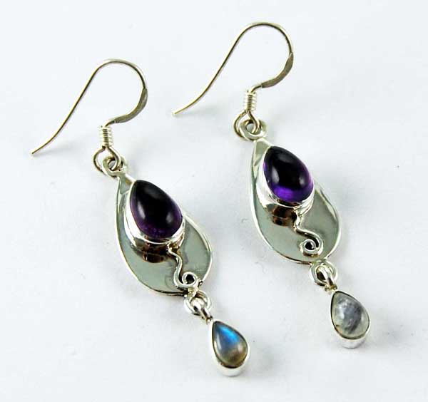 Earring Silver Teardrop Amethyst On Plain Backgound With Moonsto