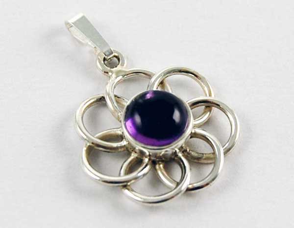 Pendant Silver Flower With Amethyst In Centre