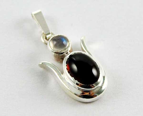 Pendant Silver Double Stone Moonstone And Garnet