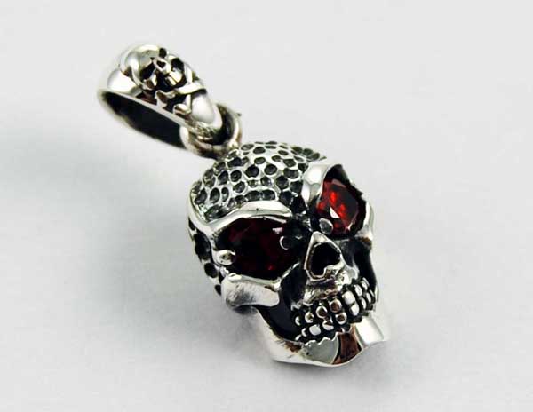 Pendant Silver Skull Red Eyes H2cm