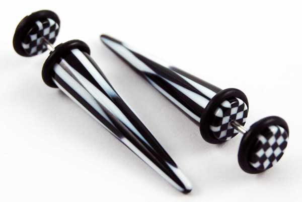 Body Piercing Expander Fake Check Black And White 8mm 2pcs