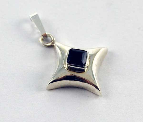 Pendant Silver Stone Iolite Diamond Shape