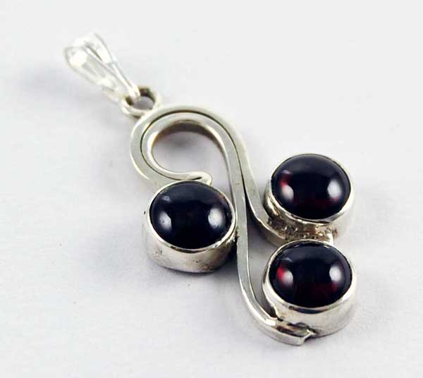 Pendant Silver Garnet 3 Stone Swirls