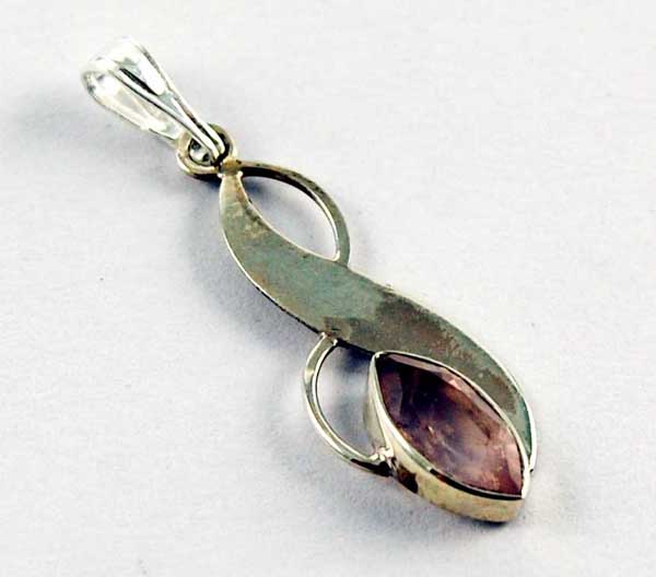 Pendant Silver Rose Quartz Oval Fancy