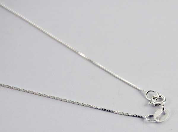 Chain Silver Box Style 18 Inch