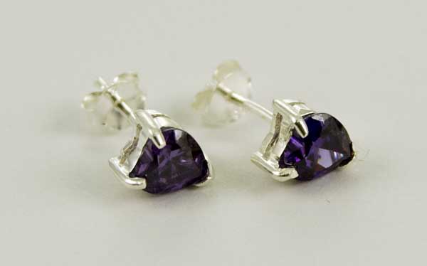 Earring Silver Stud Heart With Purple Cubic Stone 7.5mm