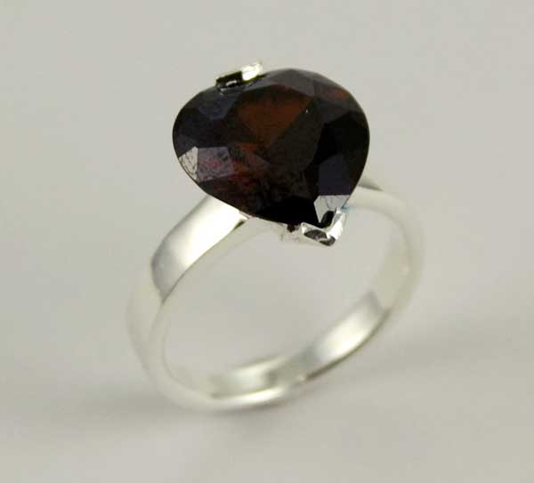 Ring Silver Heart Red Cubic Stone 13.5mm
