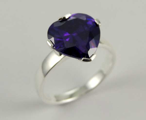 Ring Silver Heart Amethyst Cubic Stone 13.5mm