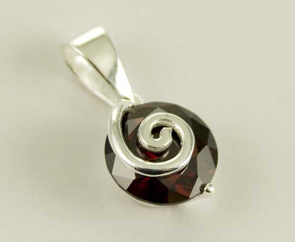 Pendant Silver Circle Red Cubic Stone 13mm