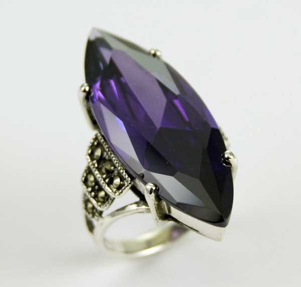 Ring Silver Oval Stone Amethyst 35mm With Marcasites