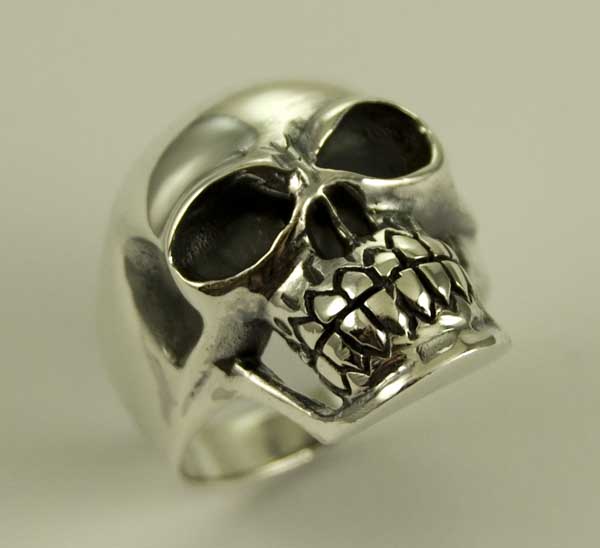 Ring Silver Skull With Sunken Eyes