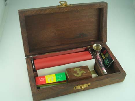Smoking Kit Wood L18 Xw8.5xh4cm
