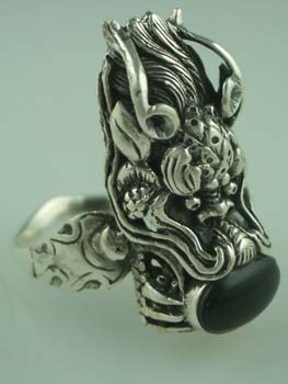 Ring Dragon With Stone