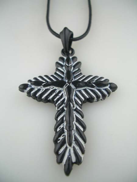 Necklace Cross Leaves Design