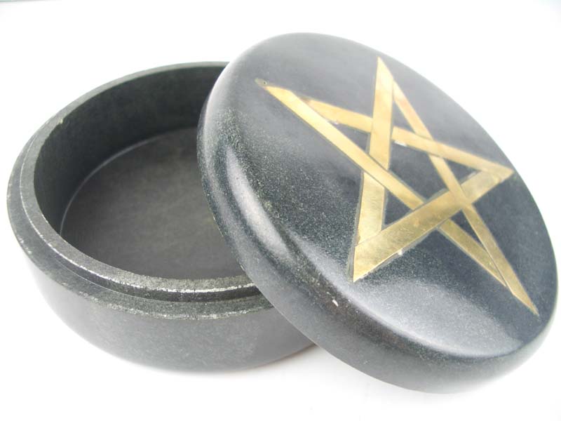 Soapstone Round Box Pentagram H4xd10cm