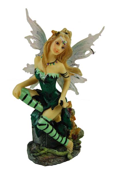 Fairy Sitting On Box 19.3cm