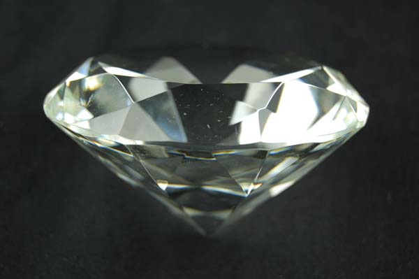 Crystal Diamond Clear 80mm