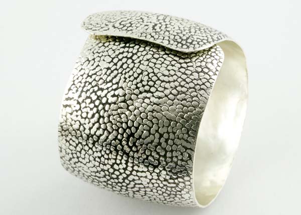Bangle Tribal No.28