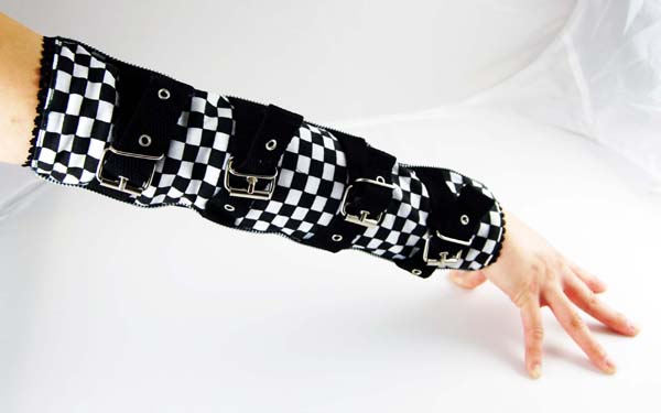 Arm Band Check Black And White Pack Of 2