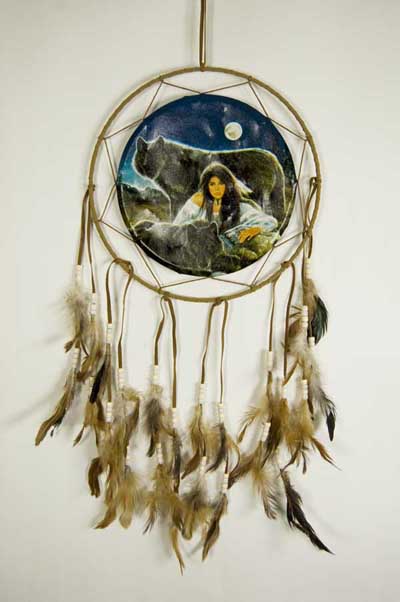 Dreamcatcher Indian Lady With Wolves 11 Inch