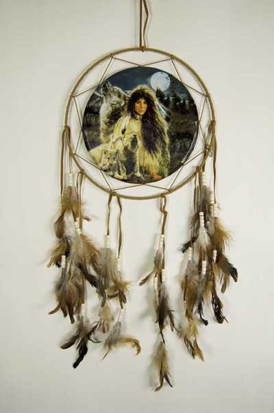 Dreamcatcher Indian Lady With Wolves 11 Inch