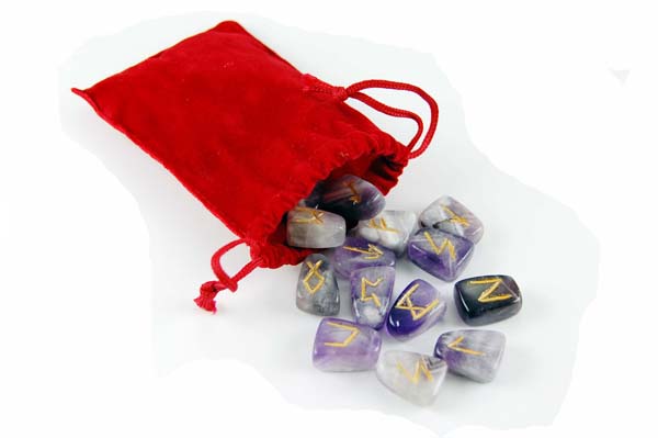 Rune Stones Amethyst - 26 Stones With Pouch