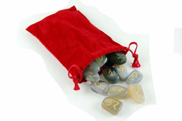 Rune Stones Agate - 26 Stones With Pouch