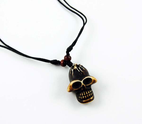 Necklace Skull Head With Spider