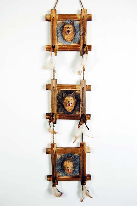 Frame Wooden Hanging 3 Pictures With Indian And Wolves Each Fram